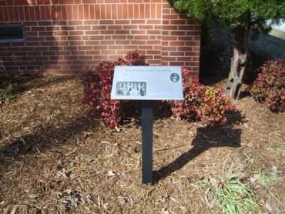 The Elementary School Marker image. Click for full size.