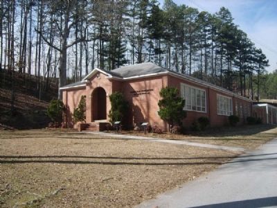 The Elementary School and Marker image. Click for full size.