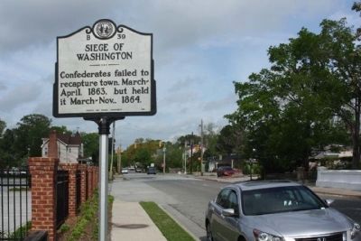 Siege Of Washington Marker seen on West Main Street, looking west image. Click for full size.