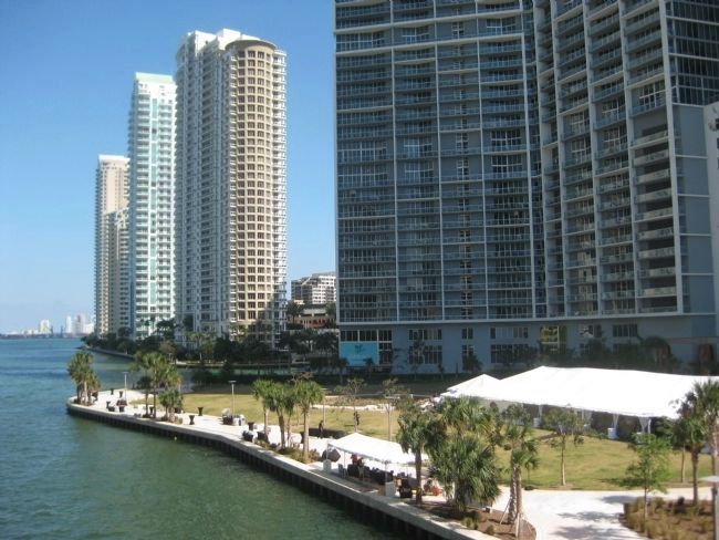 Brickell Point image. Click for full size.