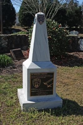 364th Fighter Group Marker, north view image. Click for full size.