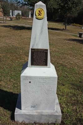364th Fighter Group Marker, south view image. Click for full size.