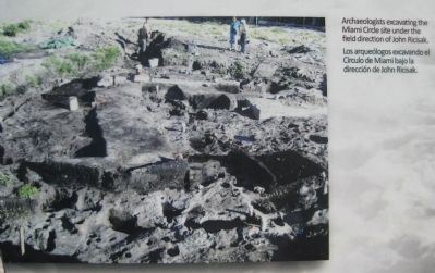 The Miami Circle Marker image. Click for full size.