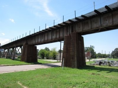 Section of the 1908 Viaduct. Click for full size. Section of the 1908 Viaduct image. Click for full size.