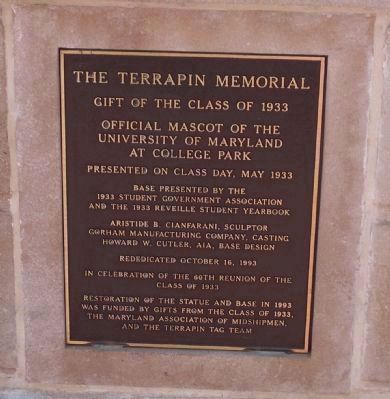 Terrapin Memorial marker on reverse of "Testudo's" pedestal image. Click for full size.