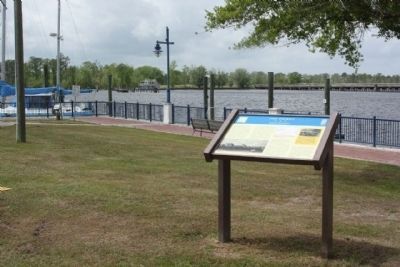 USS <i>Picket</i> Marker along the Pamlico River image. Click for full size.