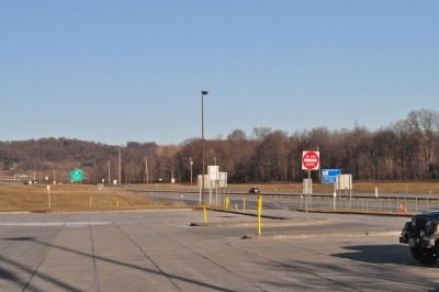 Facing the exit from the thruway image. Click for full size.