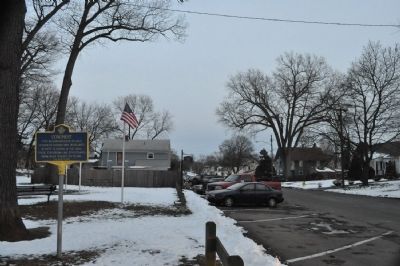Concrest Marker as seen facing east image. Click for full size.