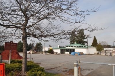 Harris Seed Farm Marker and current Harris Farm Market image. Click for full size.