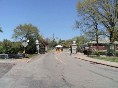 Marker at Fort Totten image. Click for full size.