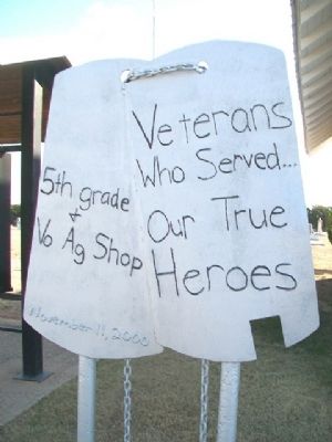 Veterans Memorial image. Click for full size.