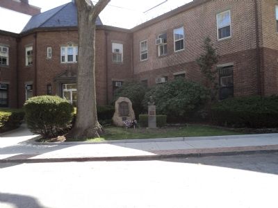 Oyster Bay Honor Roll Marker. Click for full size. Oyster Bay Honor Roll Marker image. Click for full size.