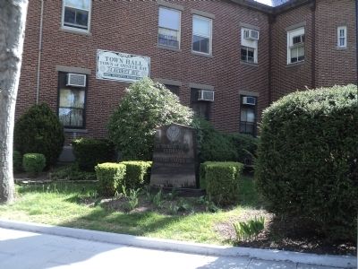 Oyster Bay Veterans Monument Marker. Click for full size. Oyster Bay Veterans Monument Marker image. Click for full size.