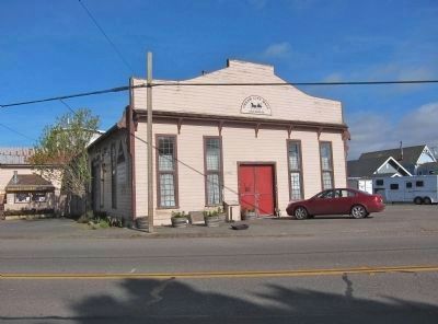 The First California Central Creamery, Built 1904 (1400 Main Street) image. Click for full size.