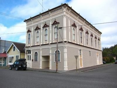 Ferndale Masonic Hall, Built 1891 (212 Francis Street) image. Click for full size.