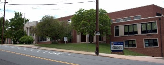 Burley Middle School and Marker. Click for full size. Burley Middle School and Marker image. Click for full size.