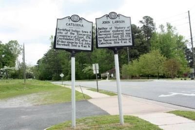 Catechna Marker (L) looking northwest along Highland Boulevard image. Click for full size.