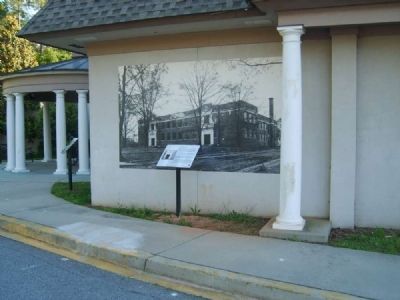 Boy High School Marker and Mural. Click for full size. Boy High School Marker and Mural image. Click for full size.