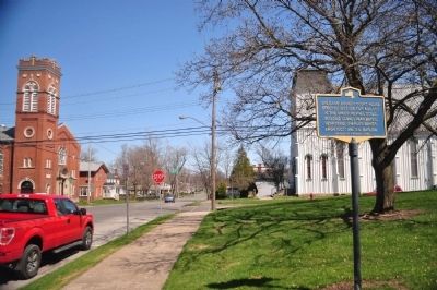 Orleans County Courthouse Marker facing east image. Click for full size.