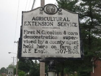 Agricultural Extension Service Marker image. Click for full size.