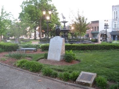 Bowling Green Monument image. Click for full size.