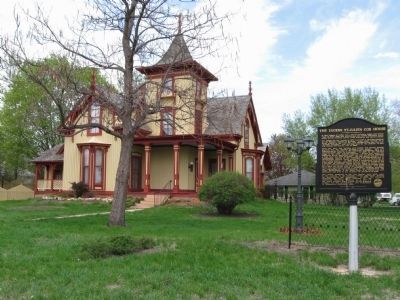 The Eugene St. Julien Cox House and Marker image. Click for full size.