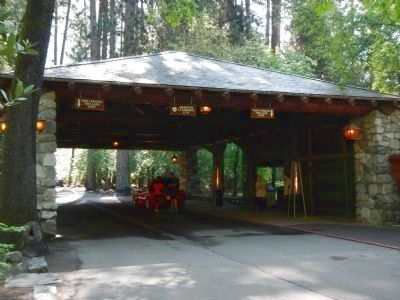 The Ahwahnee Porte Cochere image. Click for full size.
