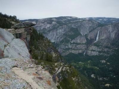 Glacier Point and Yosemite Falls image. Click for full size.