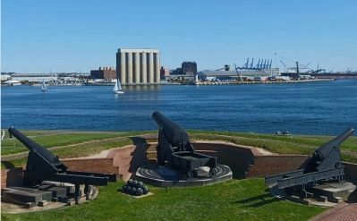 Rodman Guns<br>Overlooking Baltimore Harbor image. Click for full size.
