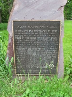 Indian Mounds and Village Marker image. Click for full size.