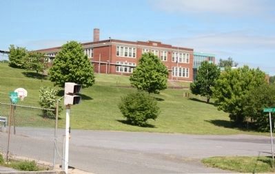 Galax Elementary School image. Click for full size.