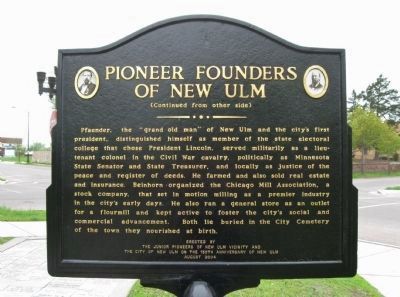Pioneer Founders of New Ulm Marker image. Click for full size.