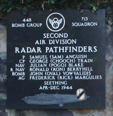 448th Bomb Group 713 Squadron image. Click for full size.