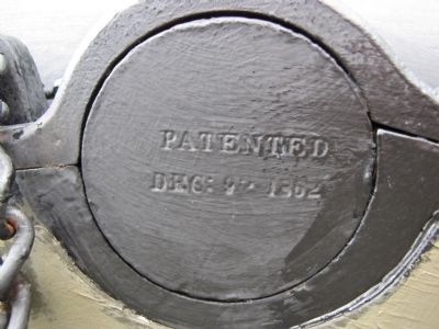 Left trunnion. Click for full size. Left trunnion image. Click for full size.