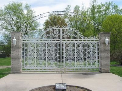 Nearby Saint Peter's Pearly Gates image. Click for full size.
