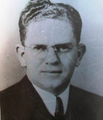 Photo of Ben Grimsley on Arches Marker image. Click for full size.