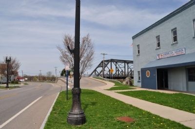 Vietnam Marker as seen facing North. Click for full size. Vietnam Marker as seen facing North image. Click for full size.