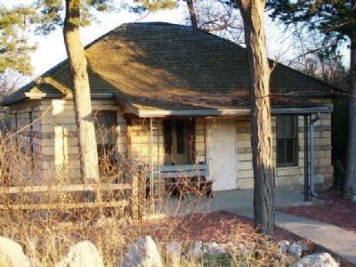 Steele Home image. Click for full size.