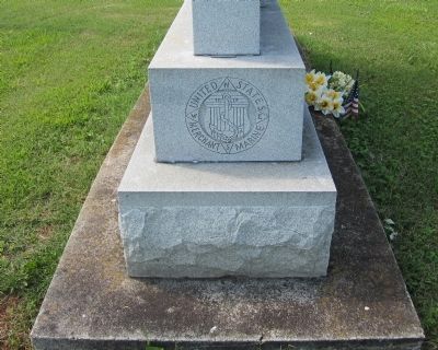 Callands War Memorial (side) image. Click for full size.