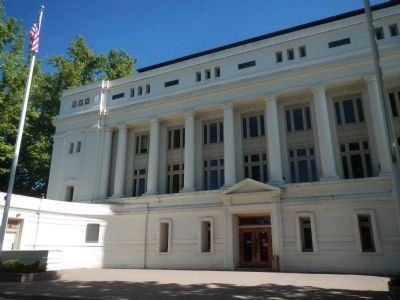The Plumas County Courthouse and World War Memorial Marker. Click for full size. The Plumas County Courthouse and World War Memorial Marker image. Click for full size.