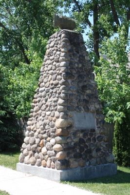 Indian Ossuary Marker image. Click for full size.