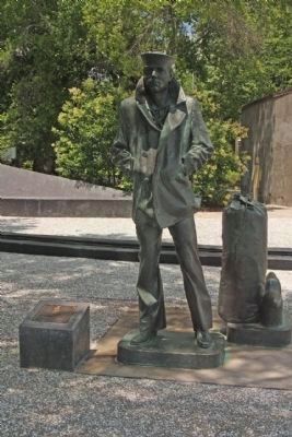 Greater Charleston Naval Base Memorial "The Lone Sailor" image. Click for full size.