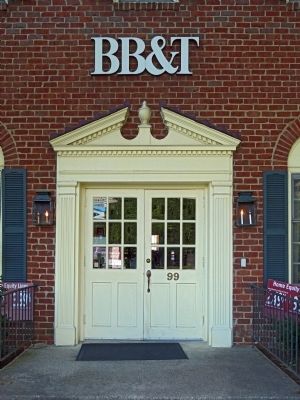 BB&T Bank,<br> 99 East Washington Street. image. Click for full size.