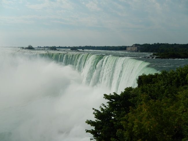 Horseshoe Falls on Canadian Side image. Click for full size.