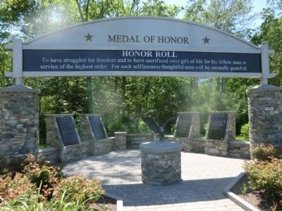Medal of Honor-Honor Roll Marker image. Click for full size.