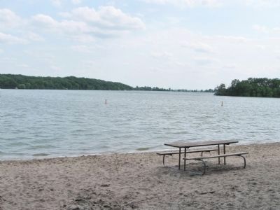Lake Hanska. Click for full size. Lake Hanska image. Click for full size.