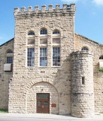 East Riding Hall and Marker image. Click for full size.