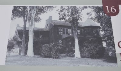 Civilians on Seminary Ridge Marker image. Click for full size.