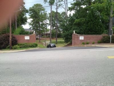 Entrance to Sigma Alpha Epsilon grounds image. Click for full size.