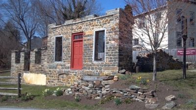 Martin's Tavern or Center House. Click for full size. Martin's Tavern or Center House image. Click for full size.